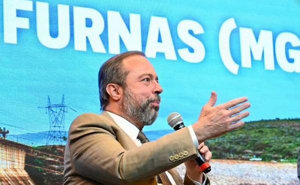 Governo federal e prefeitos discutem soluções para o “Mar de Minas” em Alfenas
