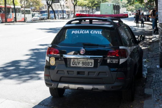 Três homens são indiciados por queimar vítima viva em MG