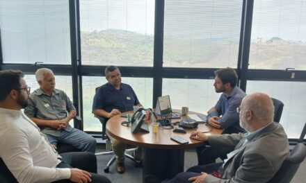 Formiga busca fortalecer parcerias em visita a órgãos estaduais e federais