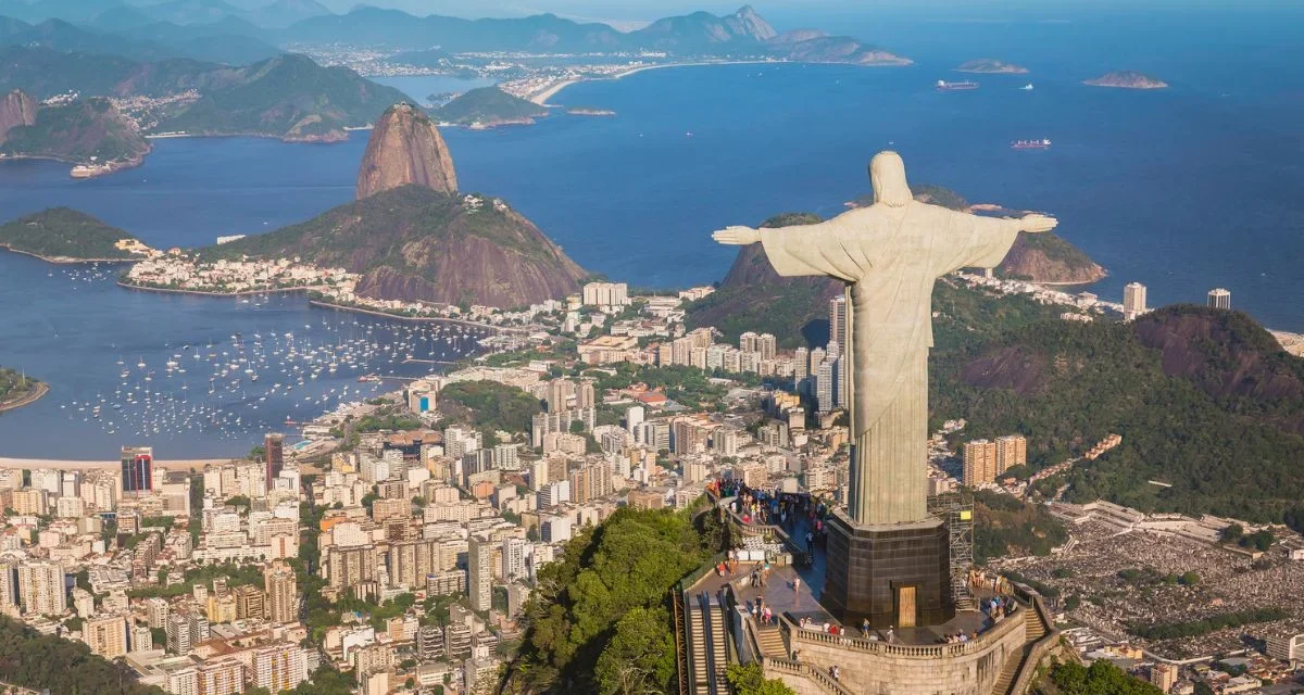 Rio retorna ao estágio 1 de normalidade após megaoperação policial e dia de caos