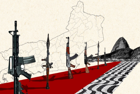 Fuzis de exércitos da Venezuela, Peru e Argentina são apreendidos em operação no Rio