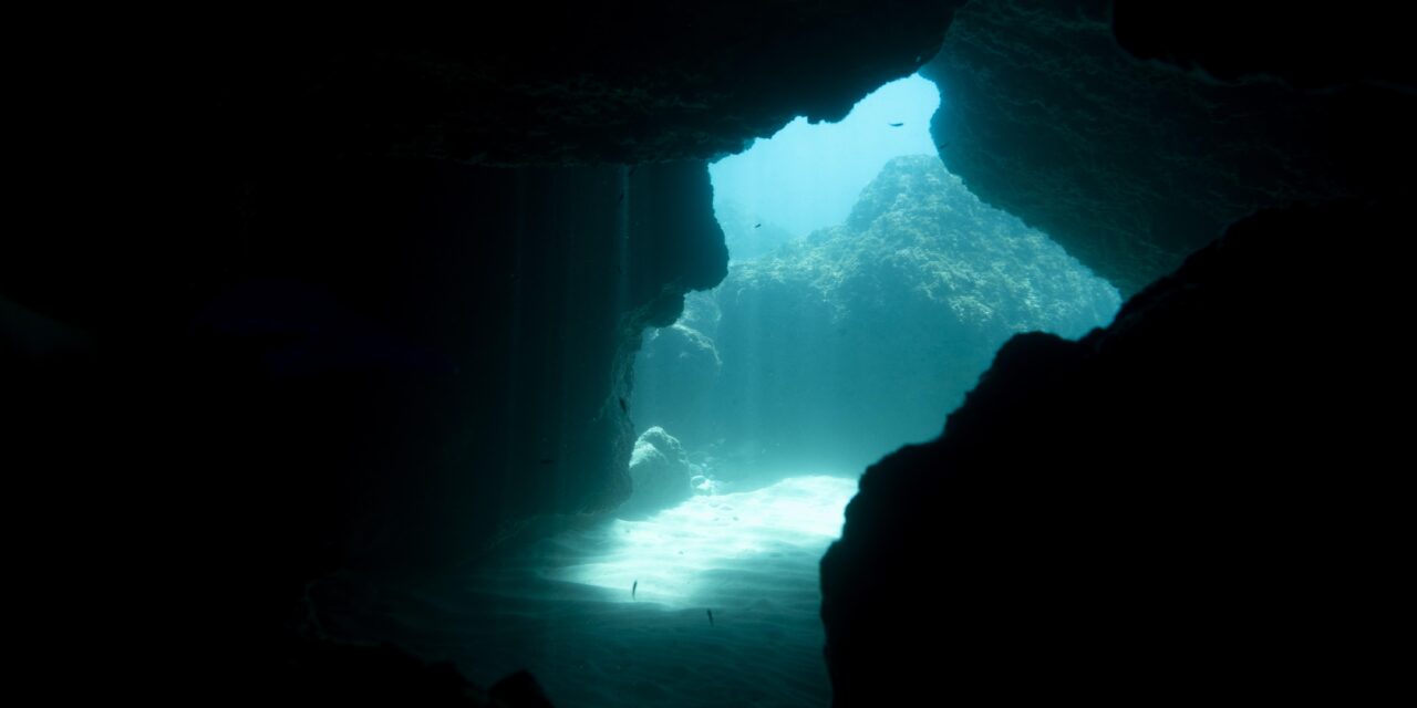 Placa tectônica se rompe na costa do Canadá e pode encerrar zona de subducção