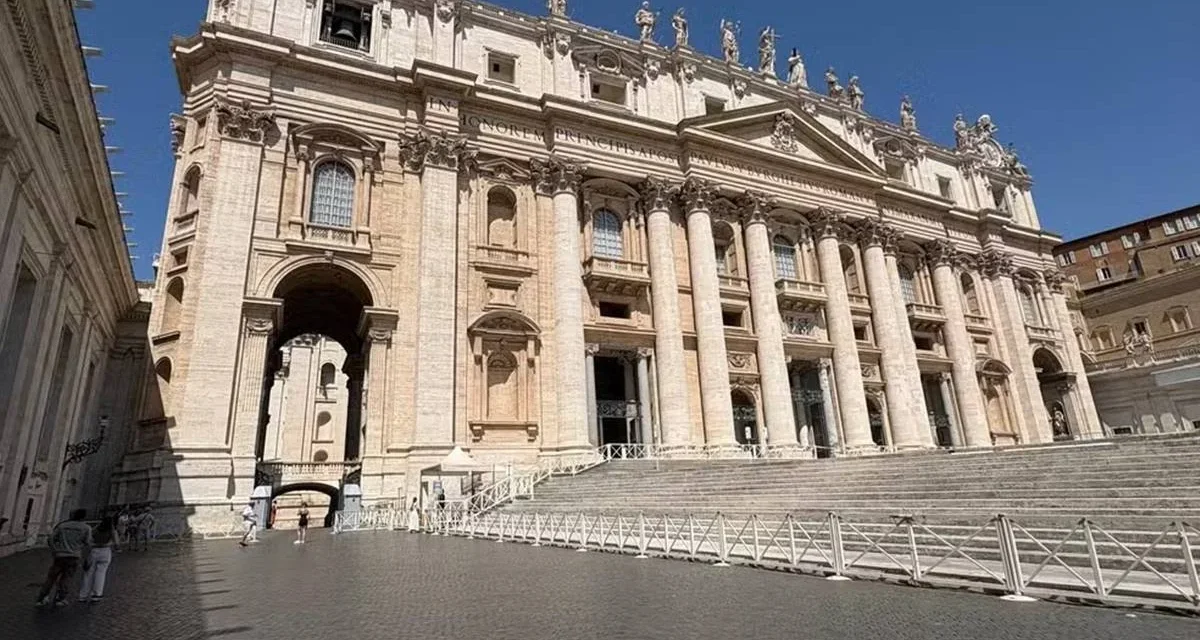 Vaticano reconhece falhas da Igreja Católica no atendimento às vítimas de abusos