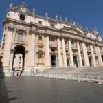 Vaticano reconhece falhas da Igreja Católica no atendimento às vítimas de abusos