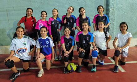 Equipe sub-11 do Vôlei Formiga disputa a ”Copa Estrela Oeste Clube” em Divinópolis
