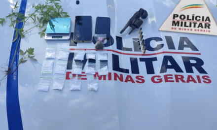 PM prende jovem por tráfico de drogas e posse de arma no bairro Alto da Praia, em Formiga