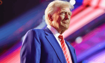 Trump declara espaço aéreo da Venezuela “totalmente fechado” e aumenta tensão na região