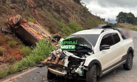 Acidente entre carro e caminhonete deixa feridos na BR-354, em Córrego Danta