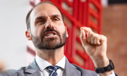 STF inicia julgamento de denúncia contra Eduardo Bolsonaro por coação