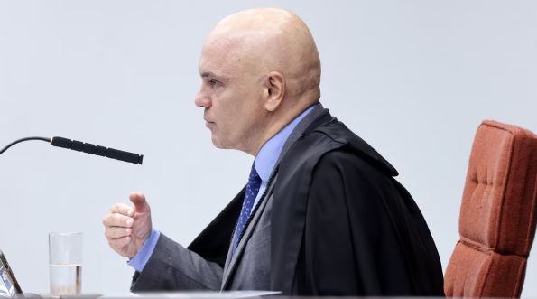 Alexandre de Moraes propõe 16 anos de prisão para coronéis da PMDF por omissão nos atos de 8 de janeiro