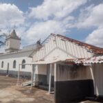 Vendaval causa danos à igreja na comunidade de Papagaio, em Formiga