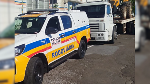 Polícia Rodoviária de Passos recupera trator furtado em São José do Rio Preto