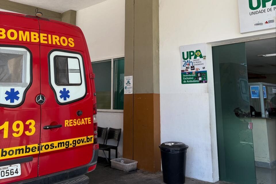 Motociclista é atendida pelo Corpo de Bombeiros após acidente próximo ao Got