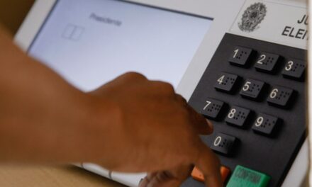 Emenda aprovada pela Câmara impede presos provisórios de votar