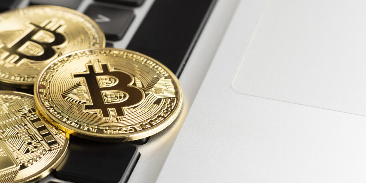 Os preços do Bitcoin estão se aproximando das máximas históricas. Ganhe rendimentos diários estáveis com a mineração em nuvem da SJMine