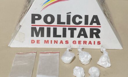 Operação da PM apreende drogas e detém homem de 43 anos, em Itapecerica