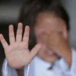 Placas sobre abuso sexual infantil serão fixadas em espaços públicos e privados de Divinópolis