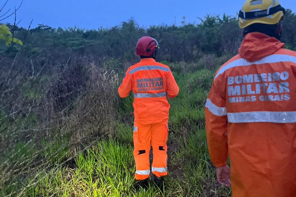 Idosa de 72 anos é encontrada após desaparecer durante a madrugada em área rural de Oliveira