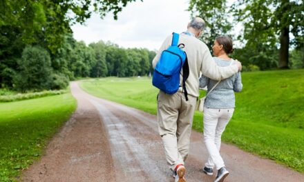 Expectativa de vida no Brasil aumenta e chega a 76,6 anos em 2024, aponta IBGE