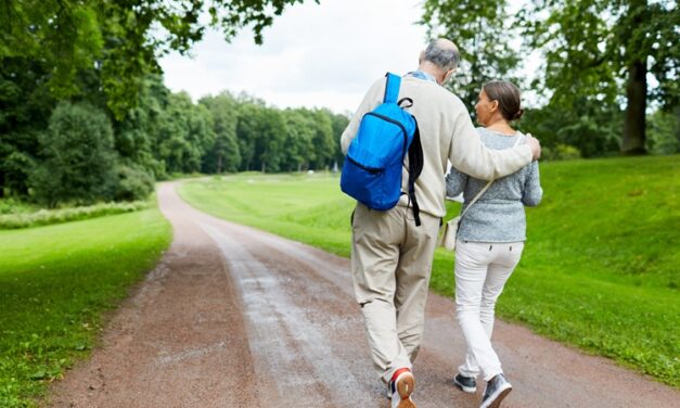 Expectativa de vida no Brasil aumenta e chega a 76,6 anos em 2024, aponta IBGE