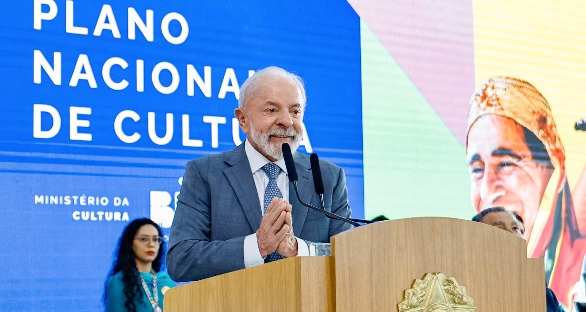 Sem ‘todes’: Lula sanciona lei que proíbe linguagem neutra nos órgãos públicos