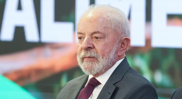 Lula destaca avanço comercial após EUA eliminarem tarifas sobre produtos do Brasil