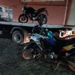 PM recupera motocicleta furtada e prende jovem em Divinópolis