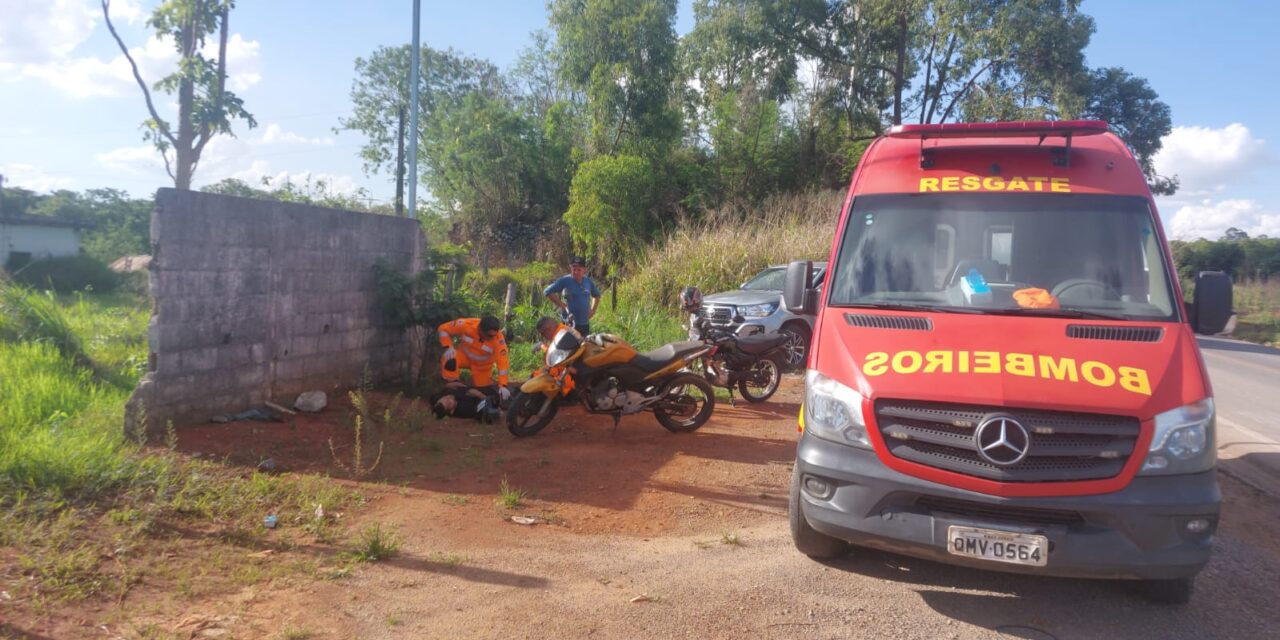 Motociclista fica ferido após cair em quebra-molas na LMG-830, em Córrego Fundo