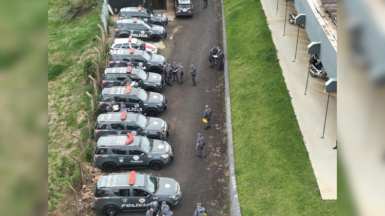 Operação contra o PCC prende mais de 20 suspeitos e deixa um morto em SP e MG