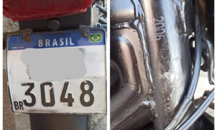 Motocicleta com placa falsa é apreendida pela PM na rua Doutor Teixeira Soares