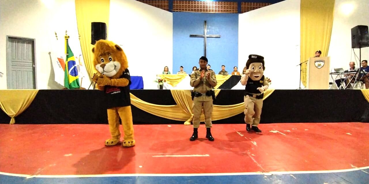 Polícia Militar forma 104 alunos no PROERD em Formiga