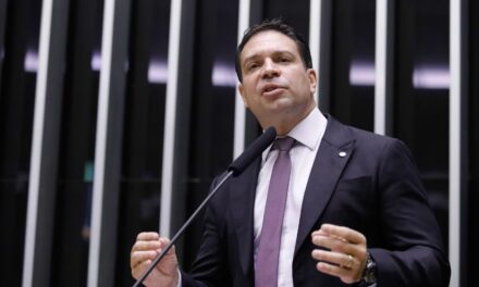 Ramagem perde mandato, cargo e direitos políticos após decisão de Moraes