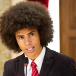 Deputado Renato Freitas reage a agressão motivada por racismo em briga de rua, em Curitiba