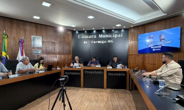 Audiência pública debate funcionamento e tarifas do SAAE em Formiga-MG