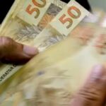 Primeira parcela do 13º deve ser paga até 28 de novembro em 2025