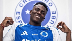 Cruzeiro inicia preparação de Néiser Villarreal para 2026