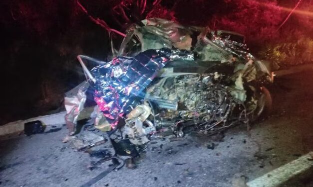 Dois homens morrem em acidente na BR-494 em São Sebastião do Oeste