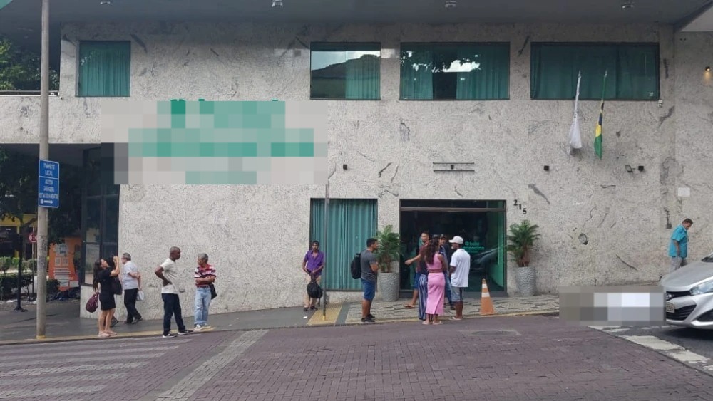 Mãe e filha morrem após caírem do 10º andar de hotel no Centro de Belo Horizonte